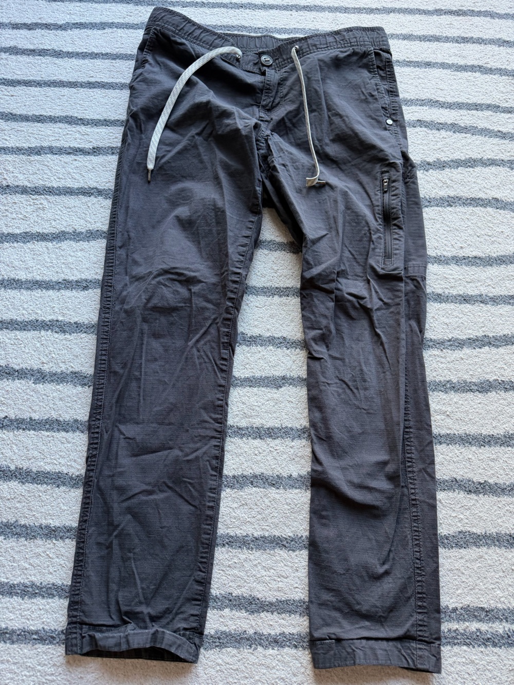 Vuori Ripstop Charcoal Pants Medium